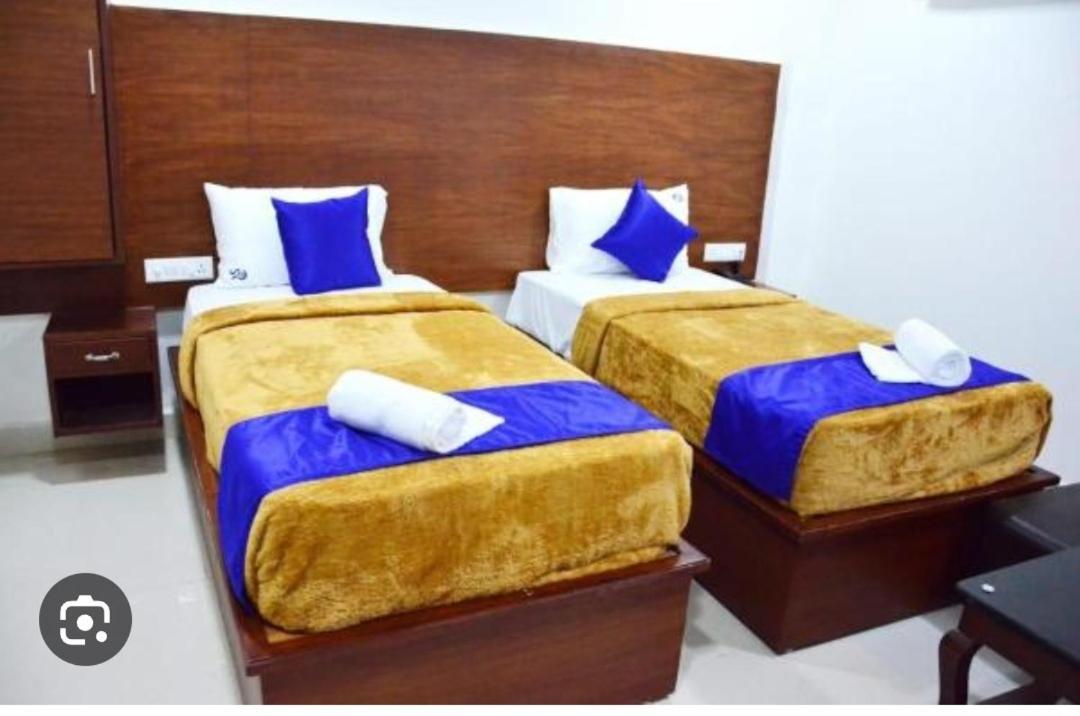 Hotel Sarkar Grand Vijayawāda Dış mekan fotoğraf